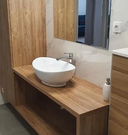 Apartman Anja Lux, *